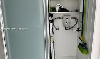 20000 E Country Club Dr 1207, Aventura, FL 33180