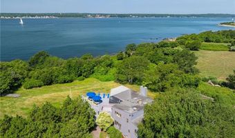76 Battery Ln, Jamestown, RI 02835