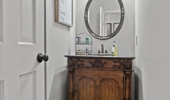 217 Collier Dr, Albertville, AL 35951