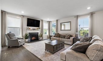 313 Crest Ln, Adams Twp., PA 16046