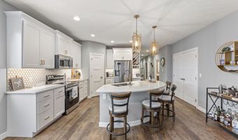 570 Linden Dr 316, Arnolds Park, IA 51331