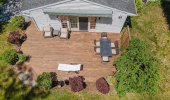 17 Northgate Dr, Albany, NY 12203