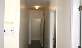 320 Remington Way Dr, Ballwin, MO 63021