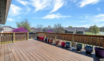 5240 E Ashton Ct, Bel Aire, KS 67220