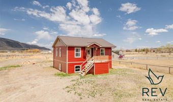 15 Arrowhead Dr, Cody, WY 82414
