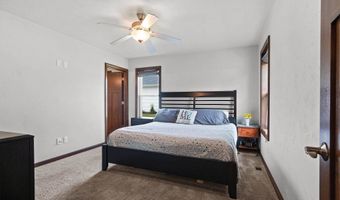 4410 W CAPITOL Dr, Appleton, WI 54913