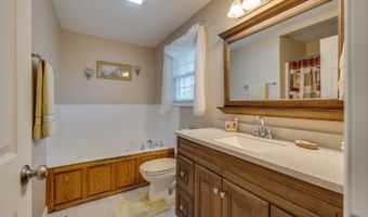 463 Pine Ridge Dr, Afton, TN 37616