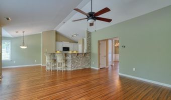 831 Vandenburg Dr, Boiling Springs, SC 29316