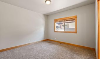 1562 NW Lepage Pl, Bend, OR 97703