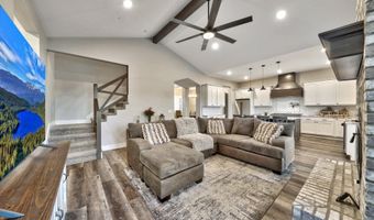 1409 Hunters Point Dr, Gardnerville, NV 89410