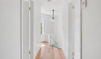 4 Washington St, Bath, ME 04530