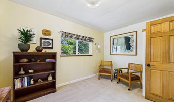 402 Tanglewood Rd, Arcata, CA 95521
