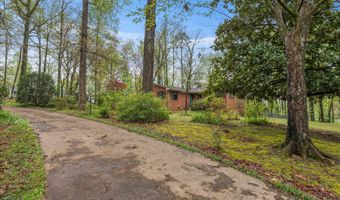 1801 Crestway Dr, Athens, TN 37303
