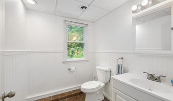 498 Camp Westwood Rd, Coventry, RI 02827