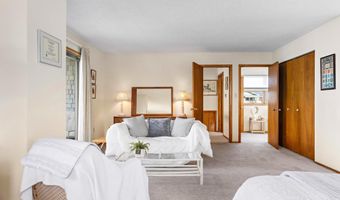 300 N NORWOOD Ave, Beach Haven, NJ 08008