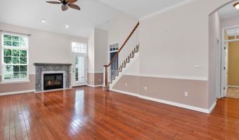 21 Hingham Ln, Barnegat, NJ 08005