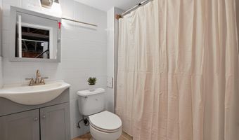 5201 VARNUM St, Bladensburg, MD 20710