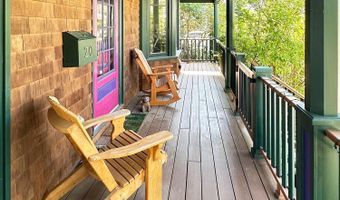 20 Greeley Ave, Bar Harbor, ME 04609