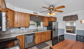 14 Fletcher Rd, Albany, NY 12203