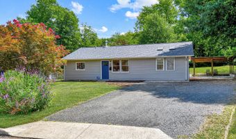 5523 HALWIS St, Alexandria, VA 22303