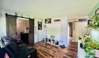 8422 Kankakee Ct, Indianapolis, IN 46217