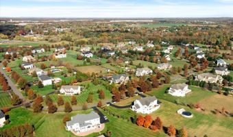 30 Ridgeview Way, Allentown, NJ 08501