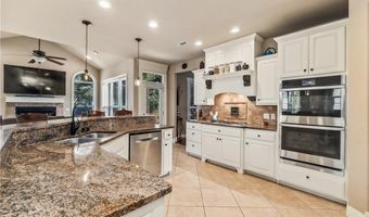 3702 Mountainview Rd, Bentonville, AR 72712