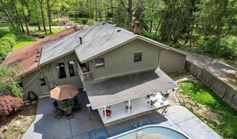 4338 Hollandia Ct, Westerville, OH 43081