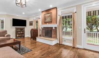 41 Sears Ave, Atlantic Highlands, NJ 07716