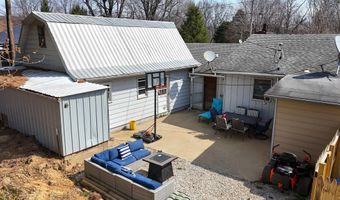 10 Walnut St, Birdseye, IN 47513