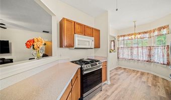 10707 Crossings Dr, Aurora, OH 44202