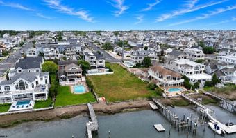 6088 Ocean Dr, Avalon, NJ 08202