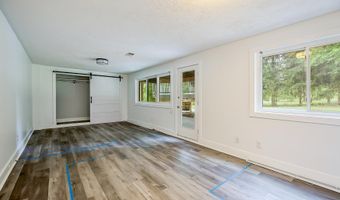 3999 Edmonton Ct, Ann Arbor, MI 48103
