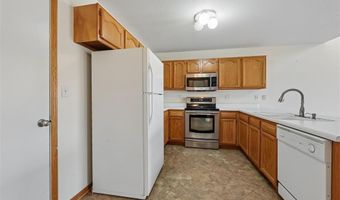 4255 Eisenhower Ln 17, Ames, IA 50010