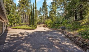 1065 Summit Lake Dr, Angwin, CA 94508
