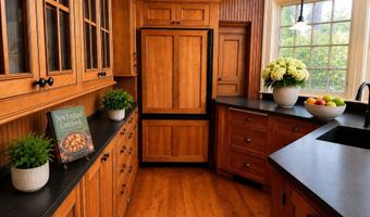89 Chestnut Hill Rd, Amherst, NH 03031