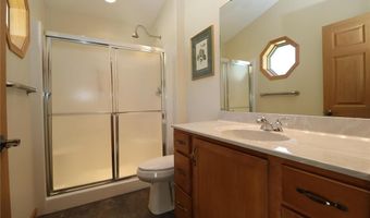 3210 Leverett Ct, Alton, IL 62002