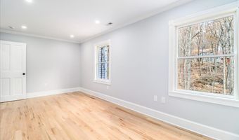 193 Chestnut Ridge Rd, Bethel, CT 06801