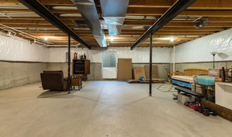 1466 St James Blvd, Ann Arbor, MI 48108