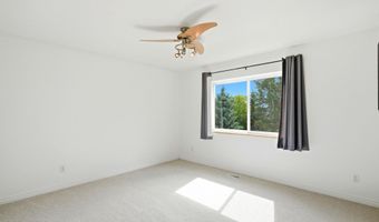 5717 Yukon Charlie Loop, Anchorage, AK 99502
