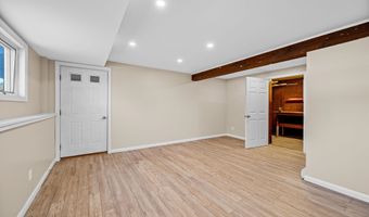 23 Lisa Dr, Barre, VT 05641