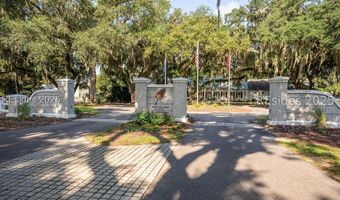 30 Dolphin Point Dr, Beaufort, SC 29907