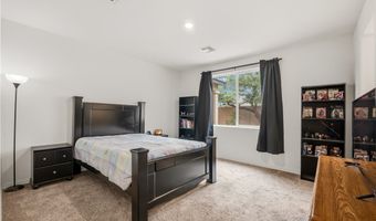 568 Wagon Wheel Dr, Bullhead City, AZ 86442