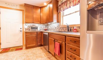 2041 RUSSELL St, Wisconsin Rapids, WI 54495