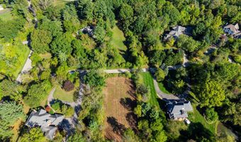 244 Barton Shore Dr, Ann Arbor, MI 48105