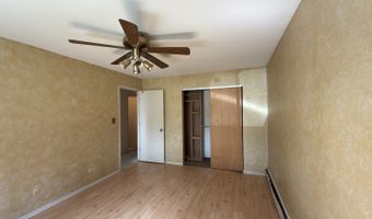 831 S Dwyer Ave A, Arlington Heights, IL 60005
