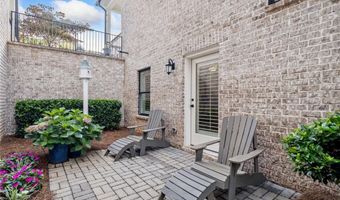 5172 Lower Creek St, Peachtree Corners, GA 30092