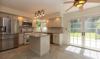 293 CHIPPENHAM Ln, Hockessin, DE 19707