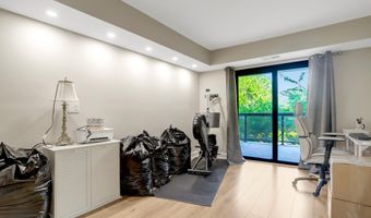 205 YOAKUM Pkwy 314, Alexandria, VA 22304