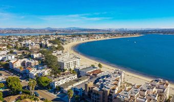 3991 Crown Point Dr P13, San Diego, CA 92109